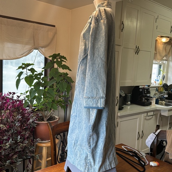Unique Pearl and Long Denim Dress/Jacket/Duster |12| Sunny Sport - Picture 3 of 9